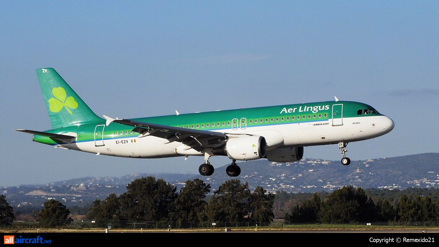 EI-EZV · Airbus A320-214 · (FAO / LPFR)