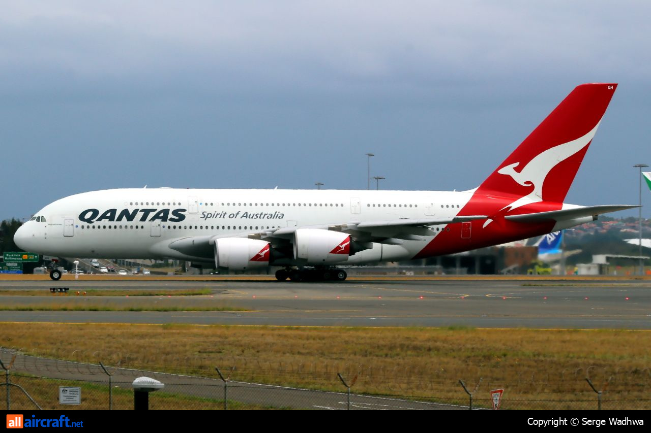 VH-OQH · Airbus A380-842 · (SYD / YSSY)