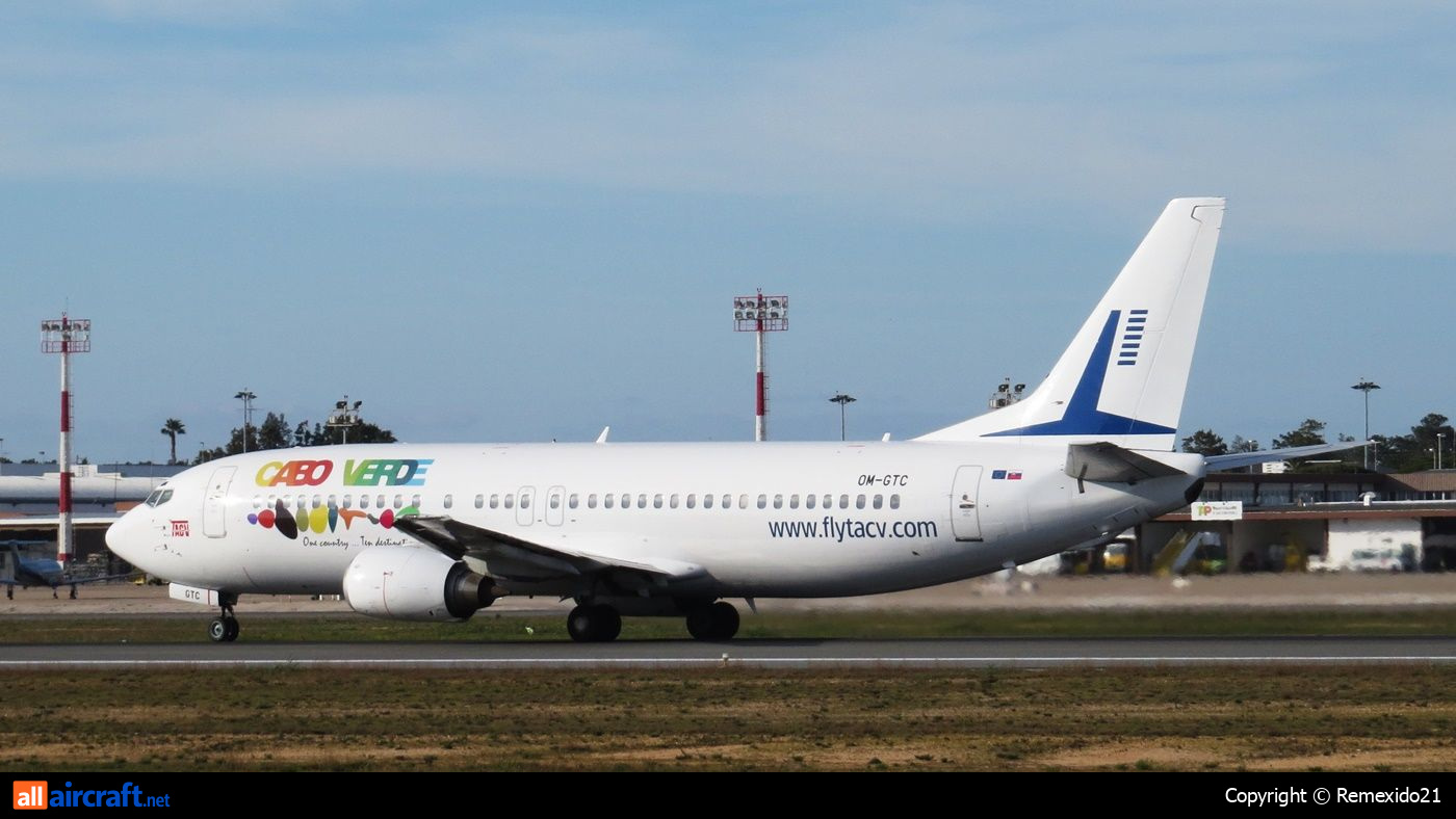 OM-GTC · Boeing 737-430 · (FAO / LPFR)