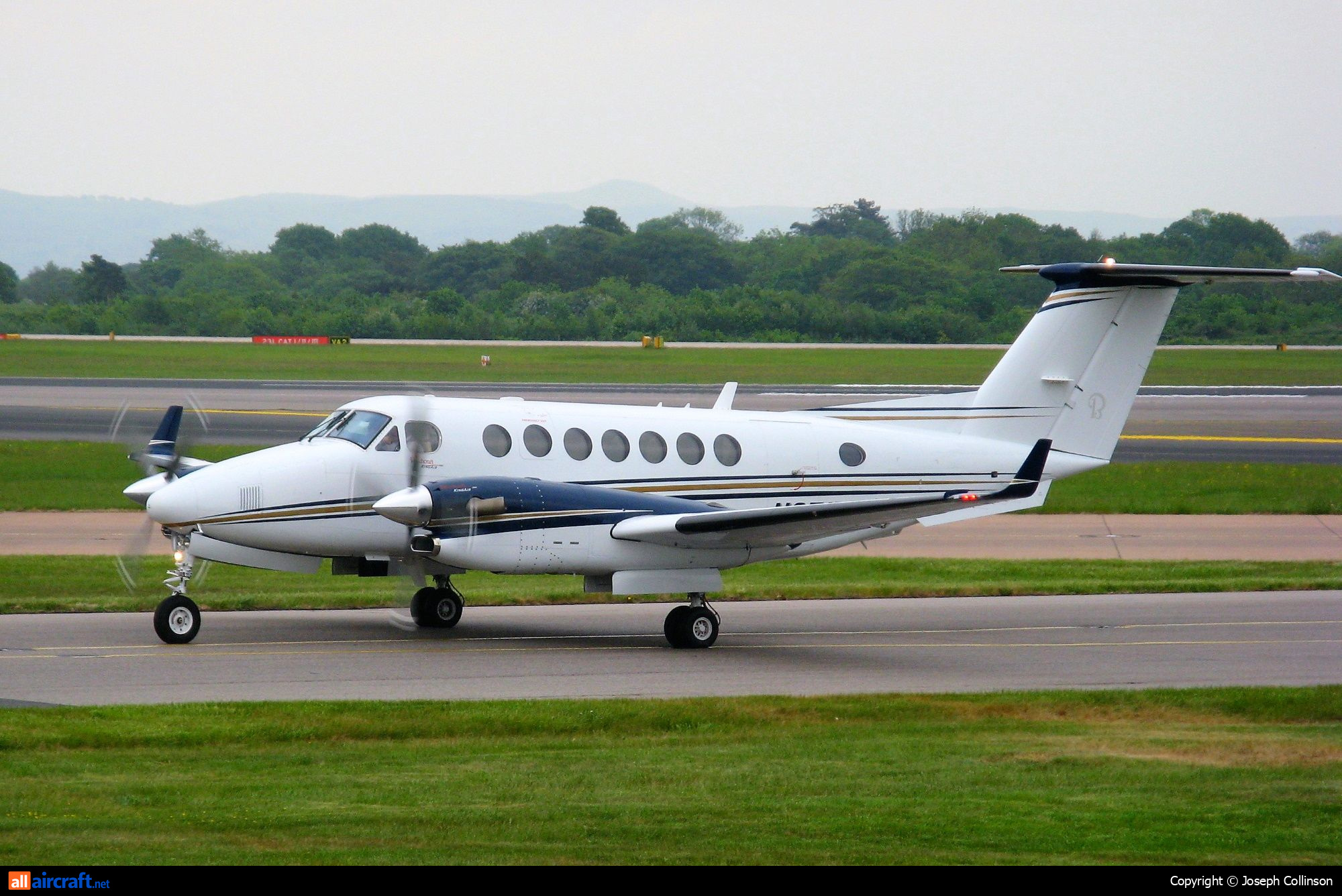N37172 · Beechcraft B300 King Air 350 · (MAN / EGCC)
