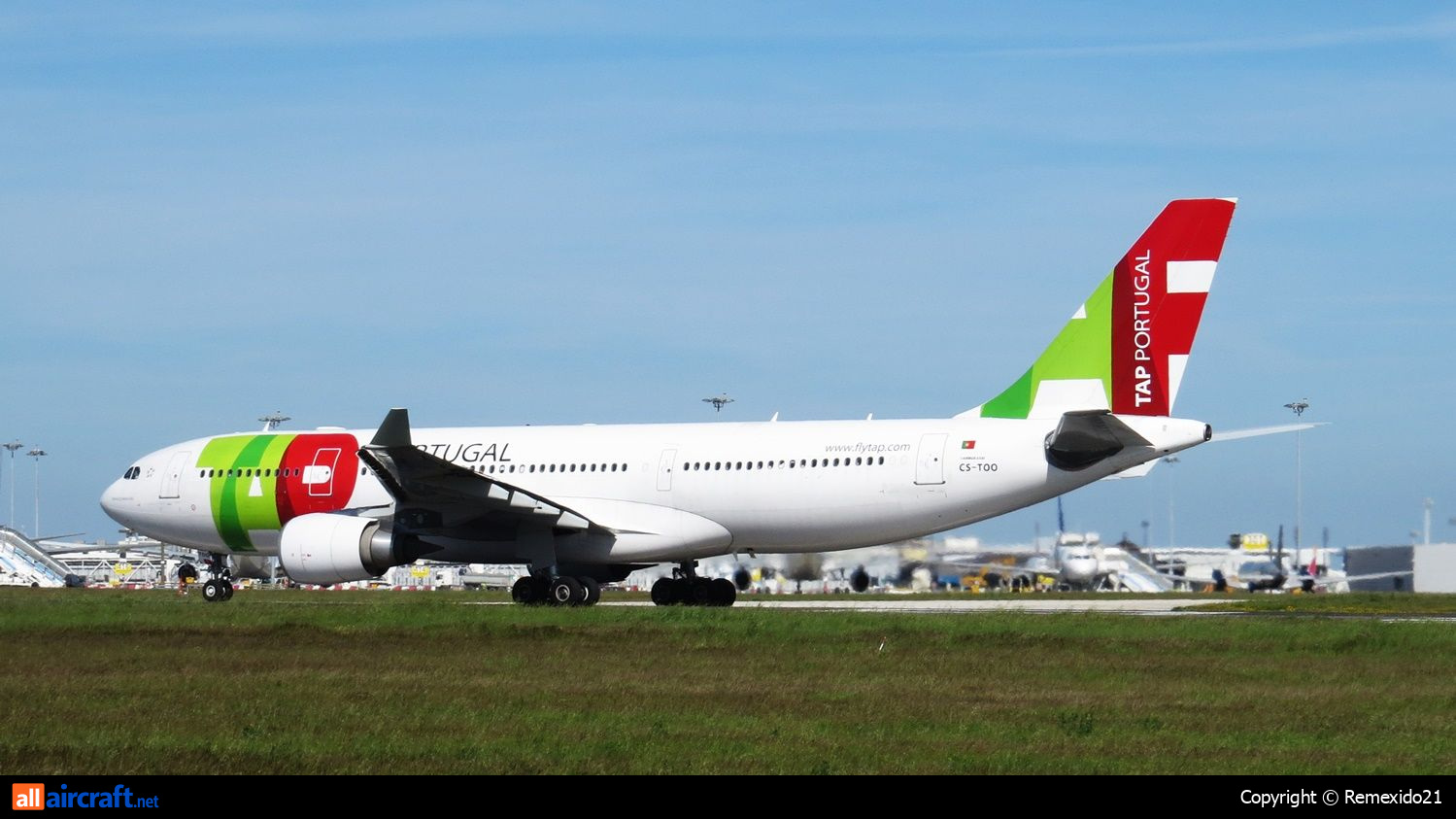 CS-TOO · Airbus A330-202 · (LIS / LPPT)