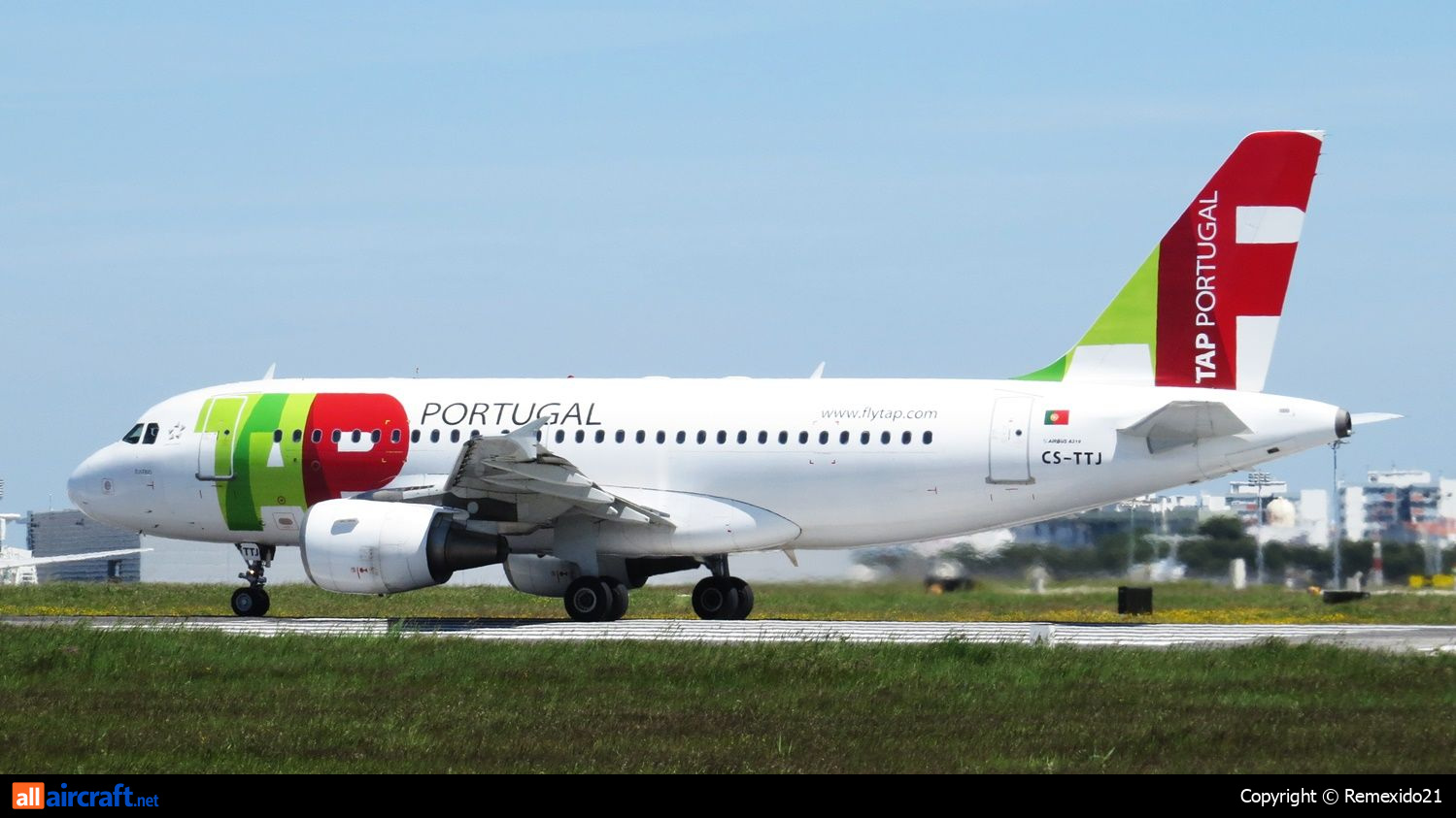 CS-TTJ · Airbus A319-111 · (LIS / LPPT)