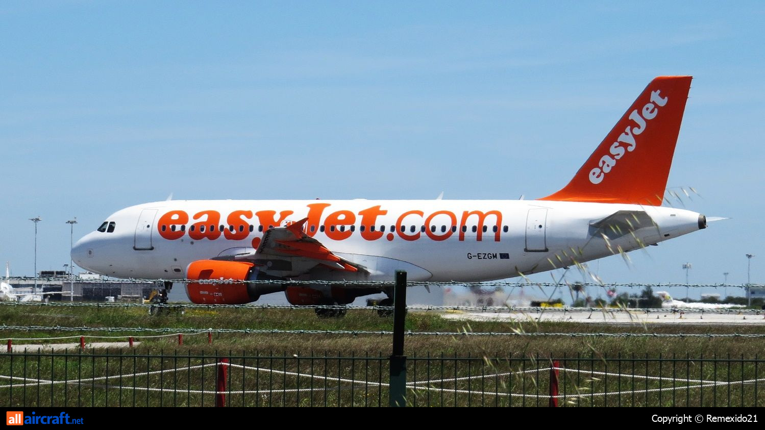 G-EZGM · Airbus A319-111 · (LIS / LPPT)