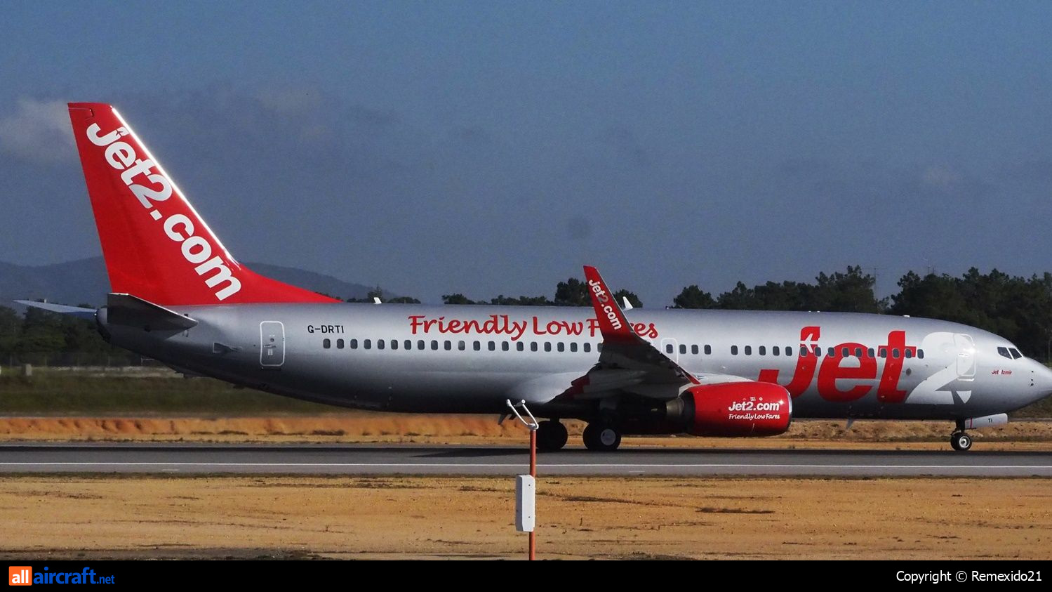 G-DRTI · Boeing 737-8FH(WL) · (FAO / LPFR)