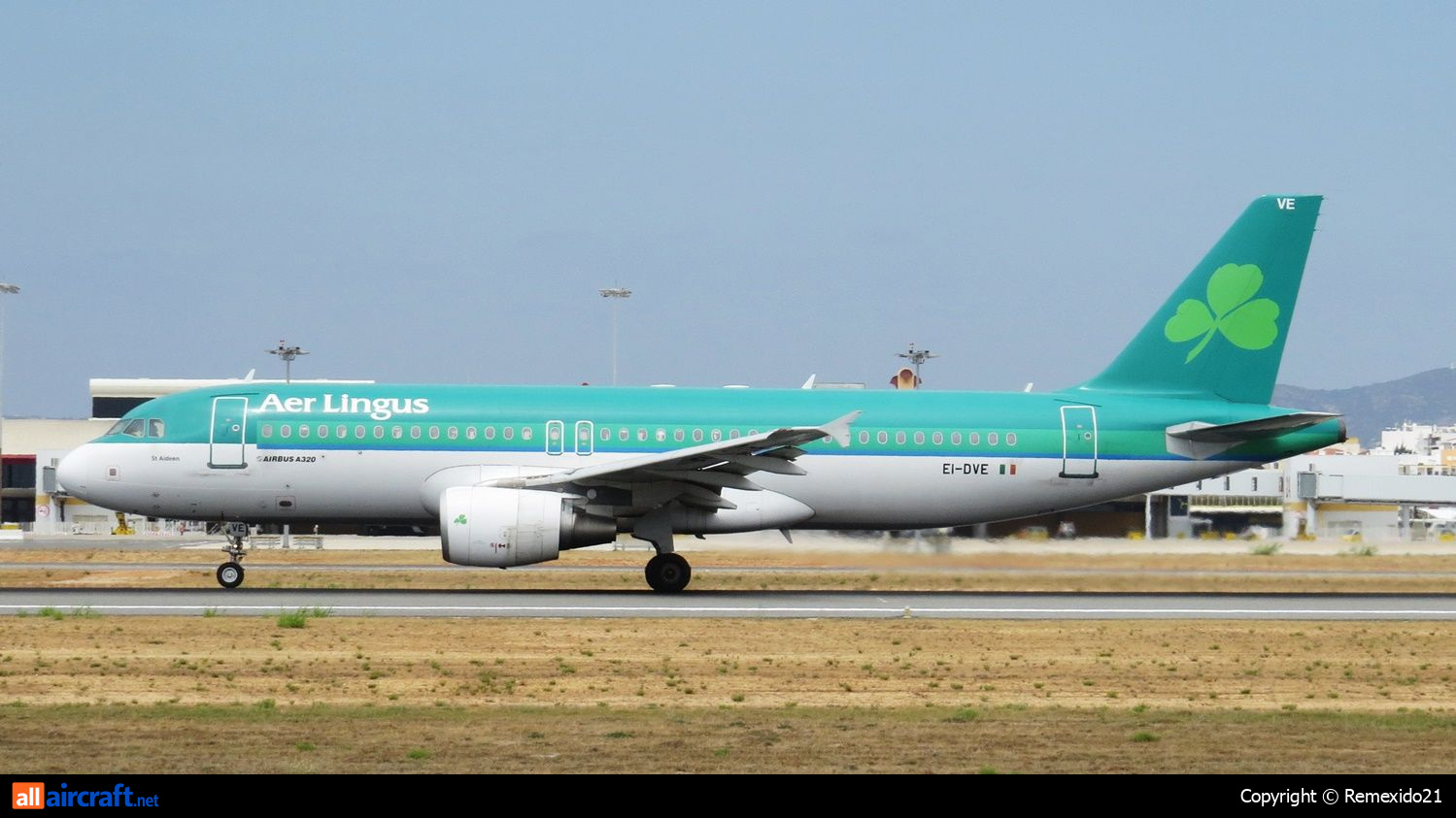 EI-DVE · Airbus A320-214 · (FAO / LPFR)