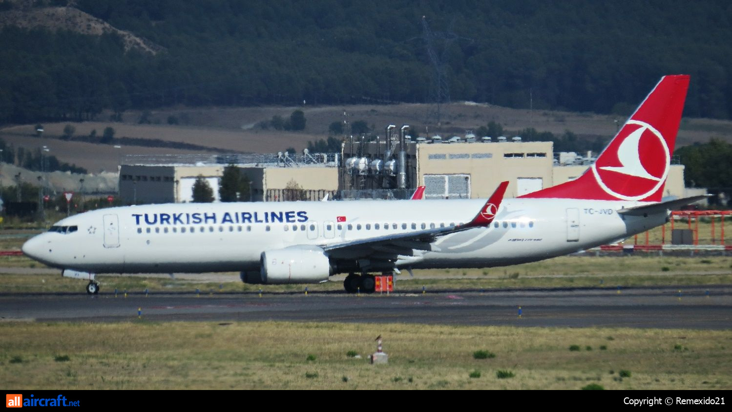 TC-JVD · Boeing 737-8F2(WL) · (MAD / LEMD)