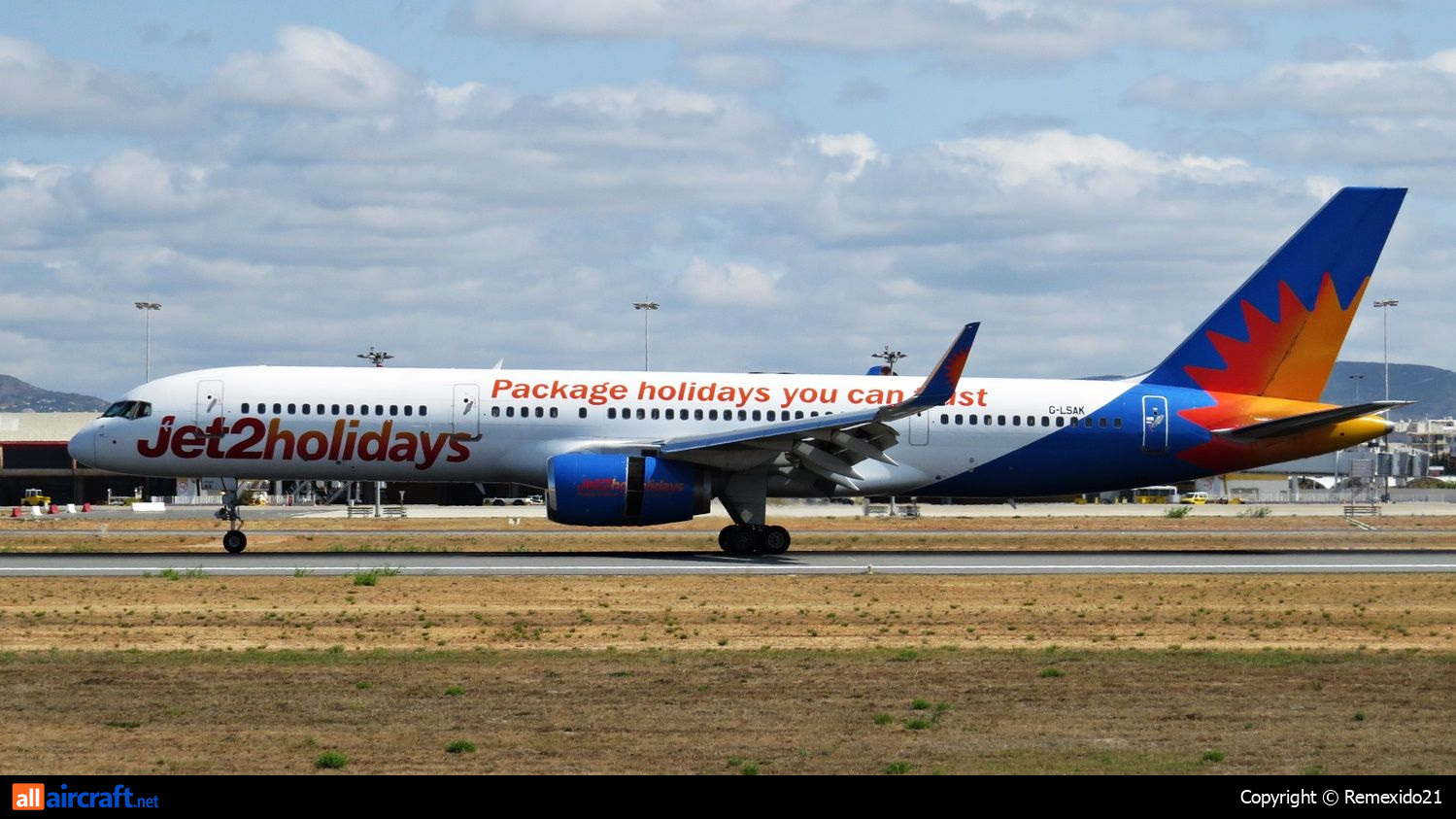 G-LSAK · Boeing 757-23N(WL) · (FAO /LPFR)