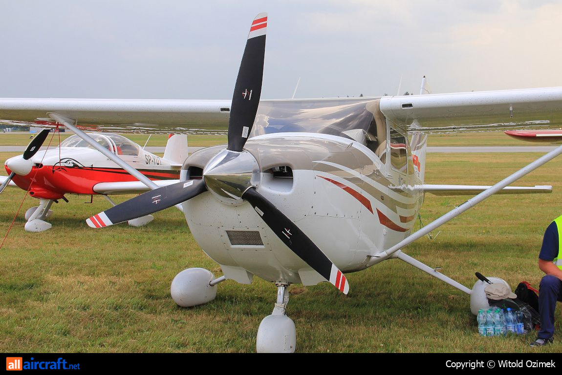 SP-SKL · Cessna 182A Skylane · EPRJ