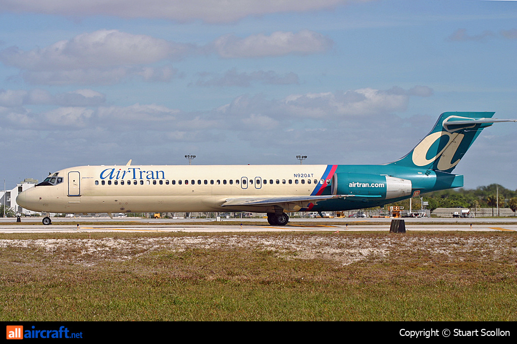 N920AT · Boeing 717-231 · (FLL / KFLL)