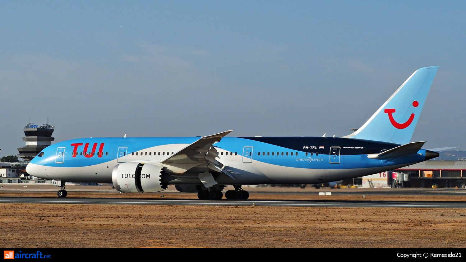 PH-TFL · Boeing 787-8 Dreamliner · (FAO / LPFR)