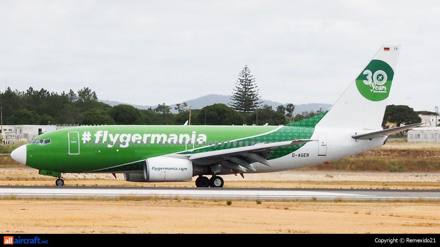 D-AGER · Boeing 737-75B · (FAO / LPFR)