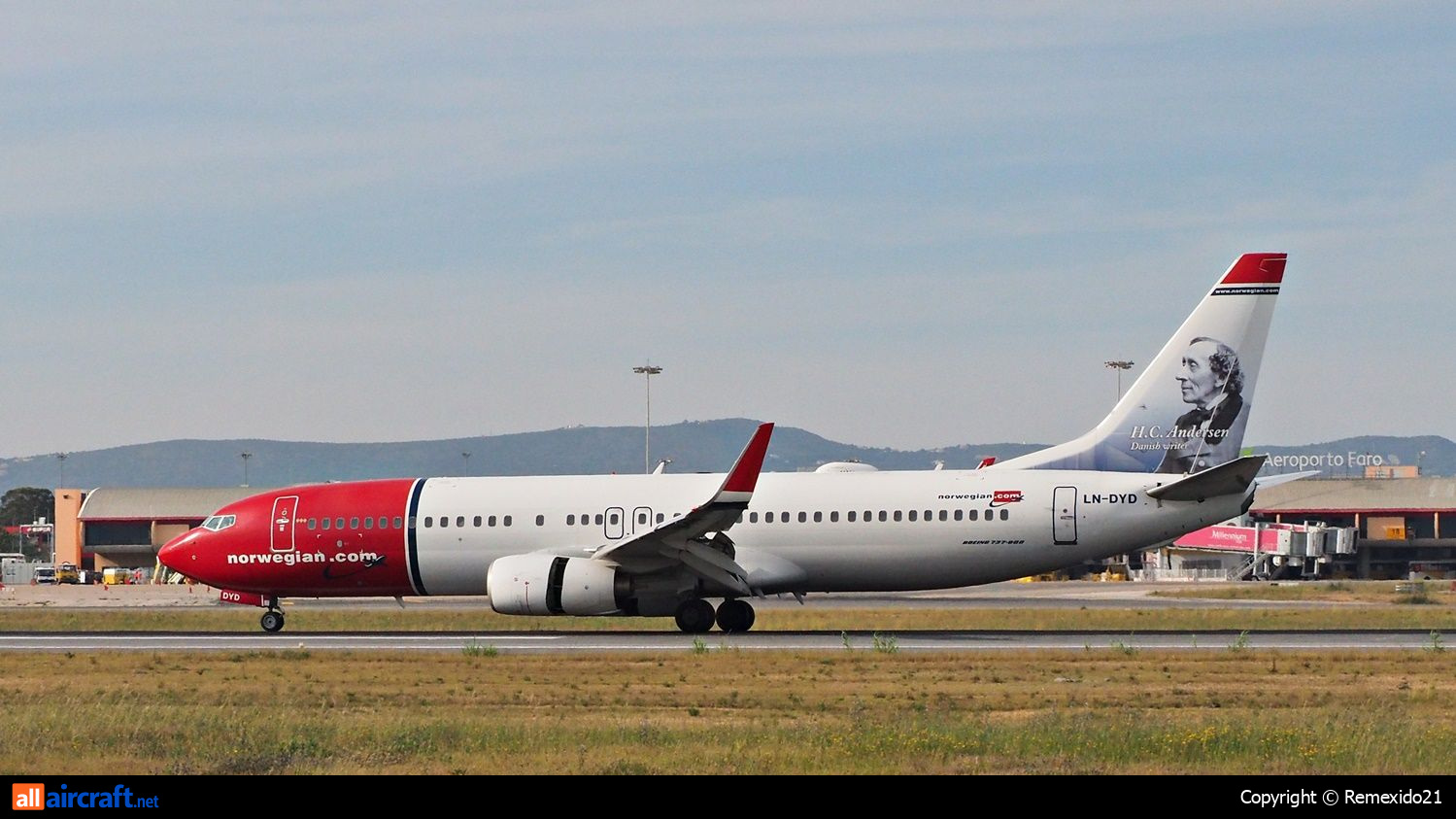 LN-DYD · Boeing 737-8JP(WL) · (FAO / LPFR)