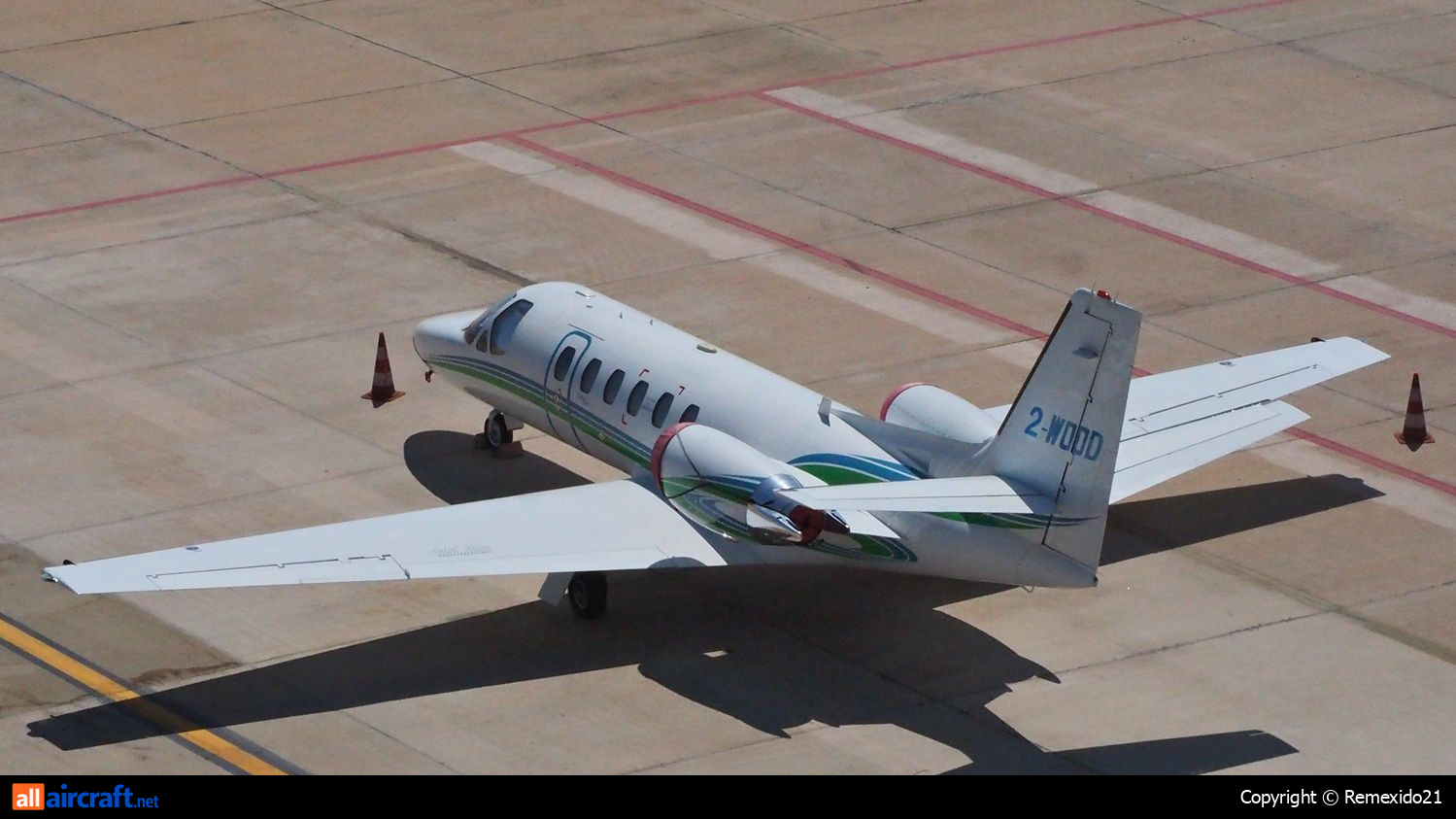 2-WOOD · Cessna 550B Citation Bravo · (FAO / LPFR)