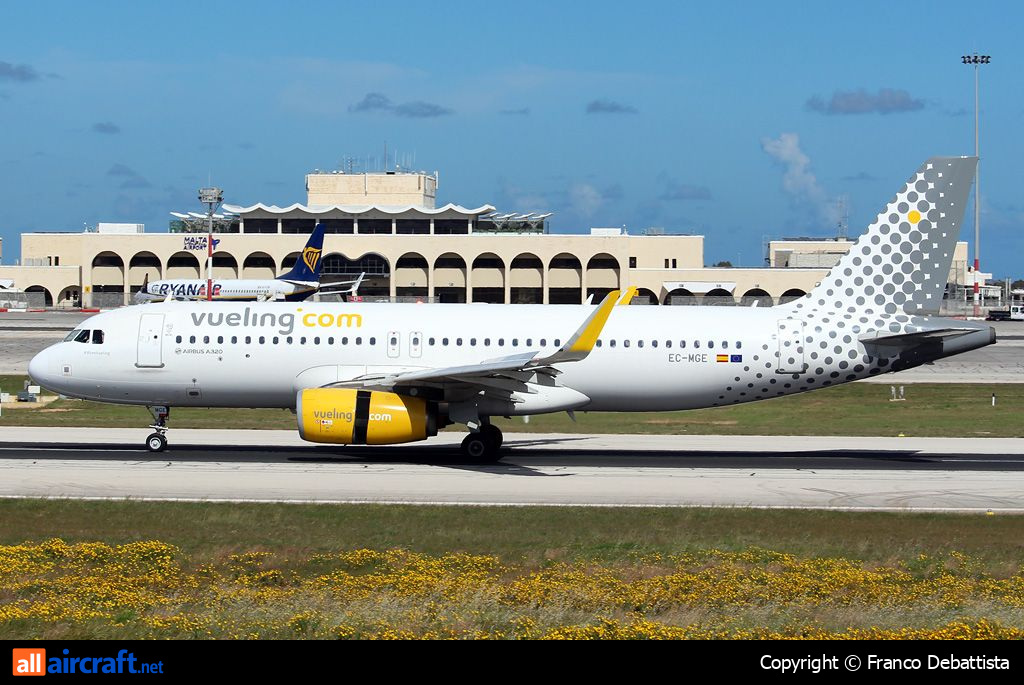 EC-MGE · Airbus A320-232(WL) · (MLA / LMML)
