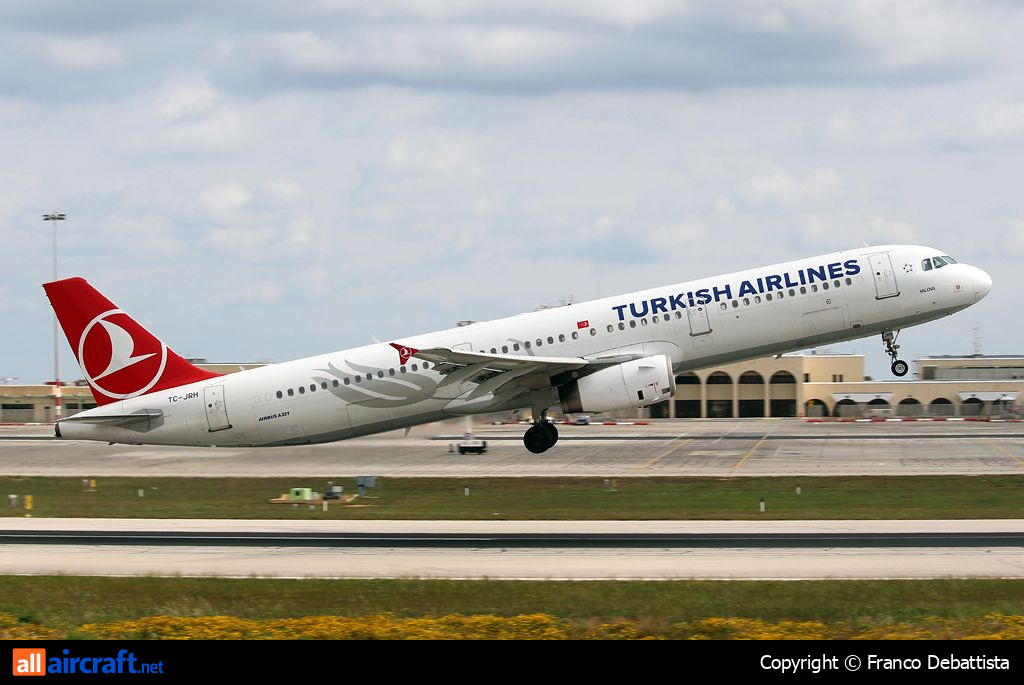 TC-JRH · Airbus A321-231 · (MLA / LMML)
