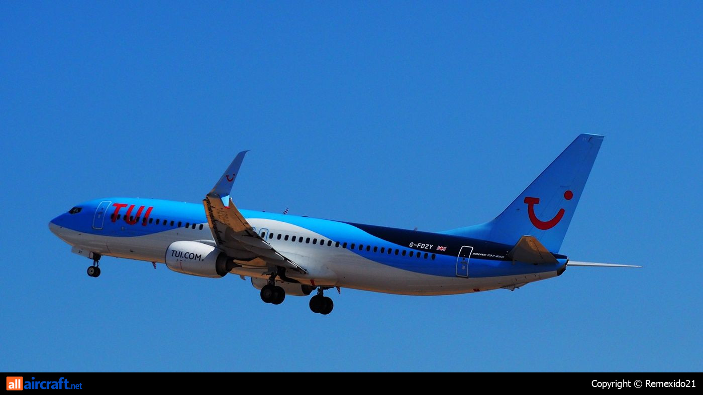 G-FDZY · Boeing 737-8K5(WL) · (FAO / LPFR)