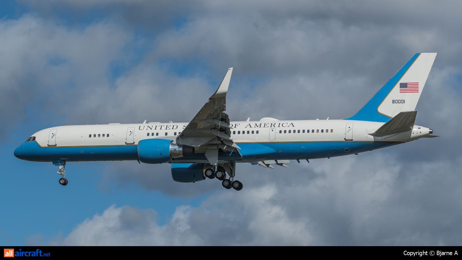 98-0001 · Boeing C-32A (757-2G4(WL)) · (CPH / EKCH)