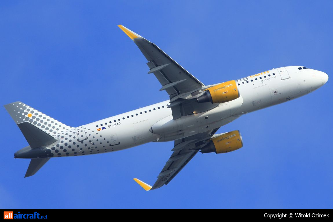 EC-MAO · Airbus A320-214(WL) · (FCO / LIRF)