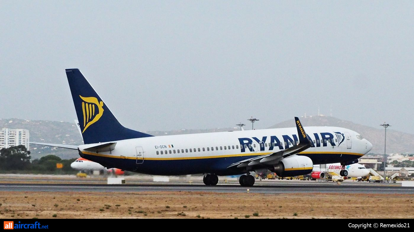 EI-DCN · Boeing 737-8AS(WL) · (FAO / LPFR)