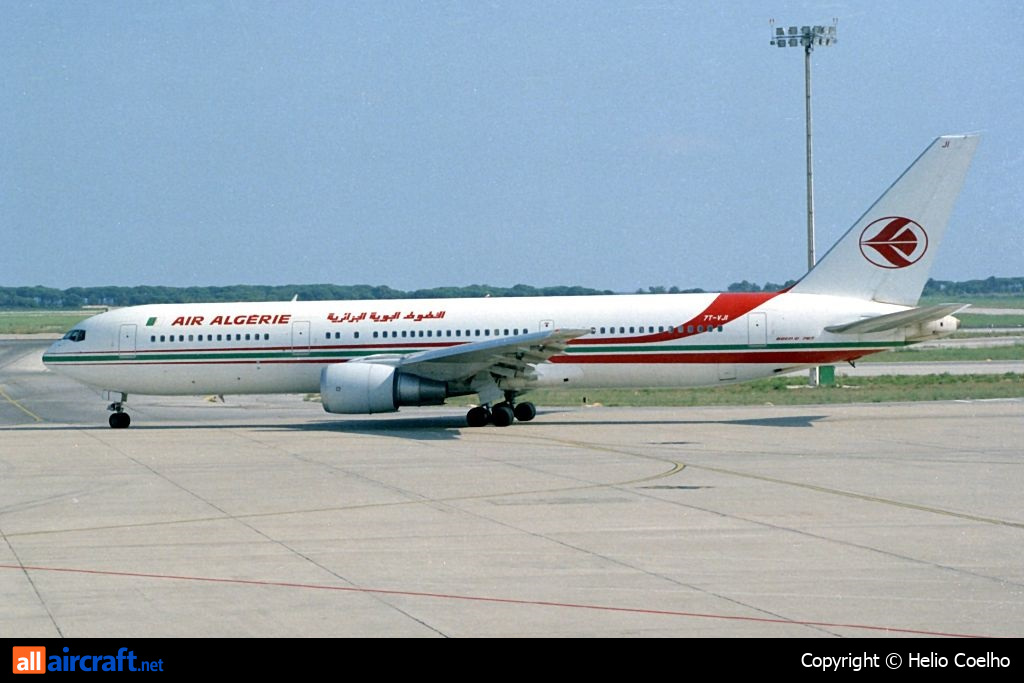 7T-VJI · Boeing 767-3D6 · (BCN / LEBL)