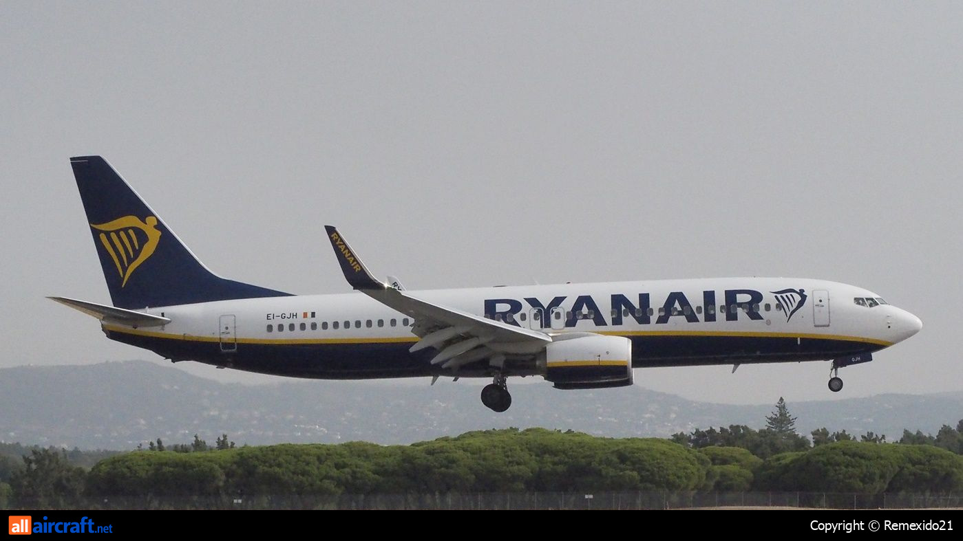 EI-GJH · Boeing 737-8AS(WL) · (FAO / LPFR)