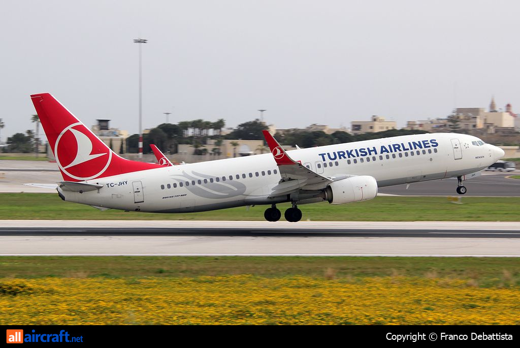 TC-JHY · Boeing 737-8F2(WL) · (MLA / LMML)