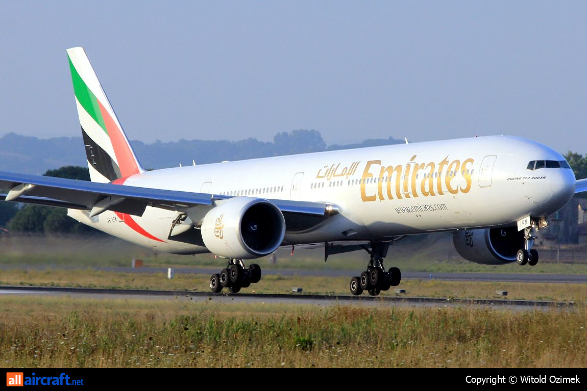 A6-EPM · Boeing 777-31H/ER · (FCO / LIRF)