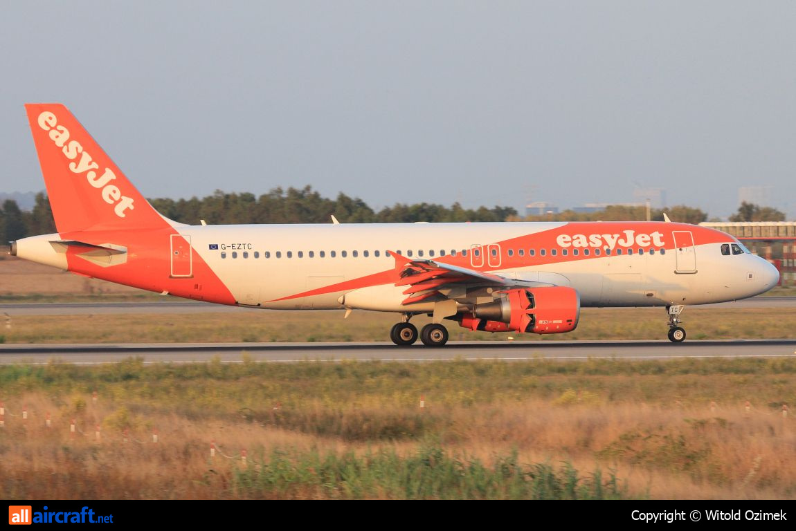 G-EZTC · Airbus A320-214 · (FCO / LIRF)