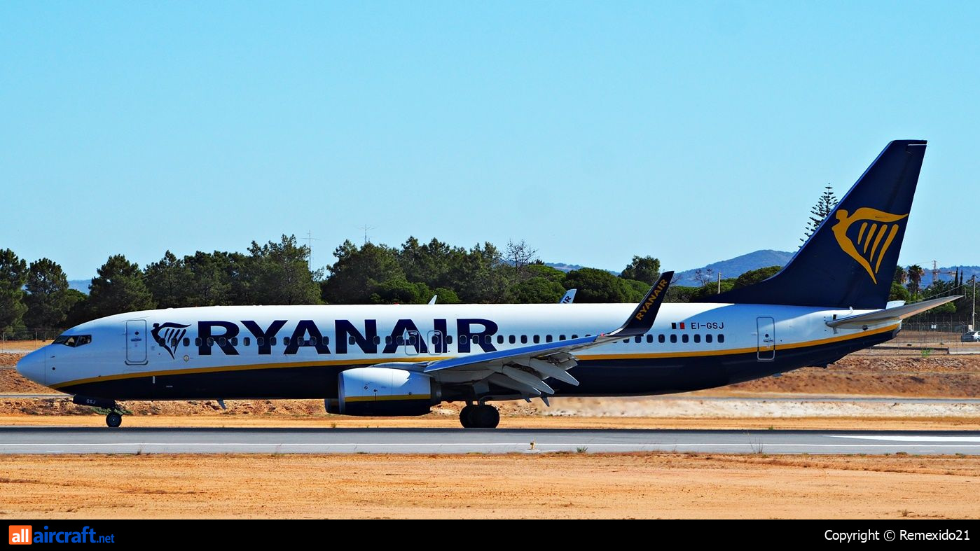 EI-GSJ · Boeing 737-8AS(WL) · (FAO / LPFR)