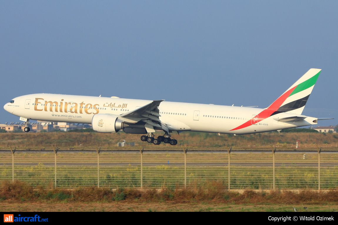 A6-EGG · Boeing 777-31H/ER · (FCO / LIRF)