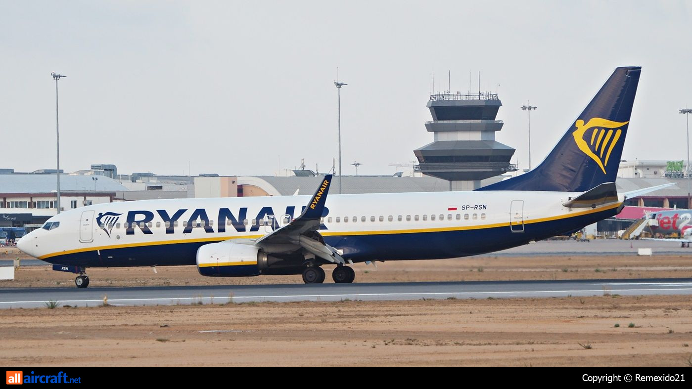 SP-RSN · Boeing 737-8AS(WL) · (FAO / LPFR)