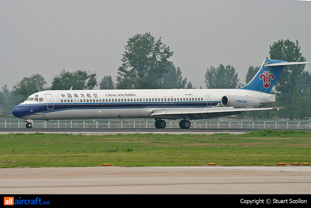 B-2147 · McDonnell Douglas MD-82 · (PEK / ZBAA)