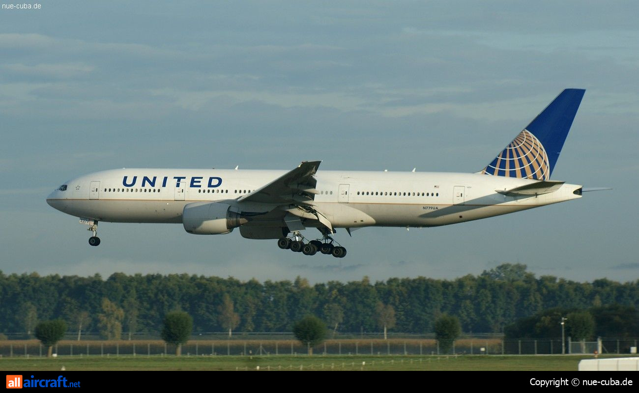 N779UA · Boeing 777-222 · (MUC / EDDM)