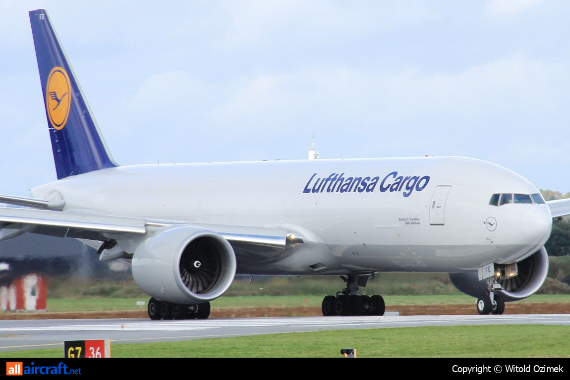 D-ALFE · Boeing 777-FBT · (SVG / ENZV)