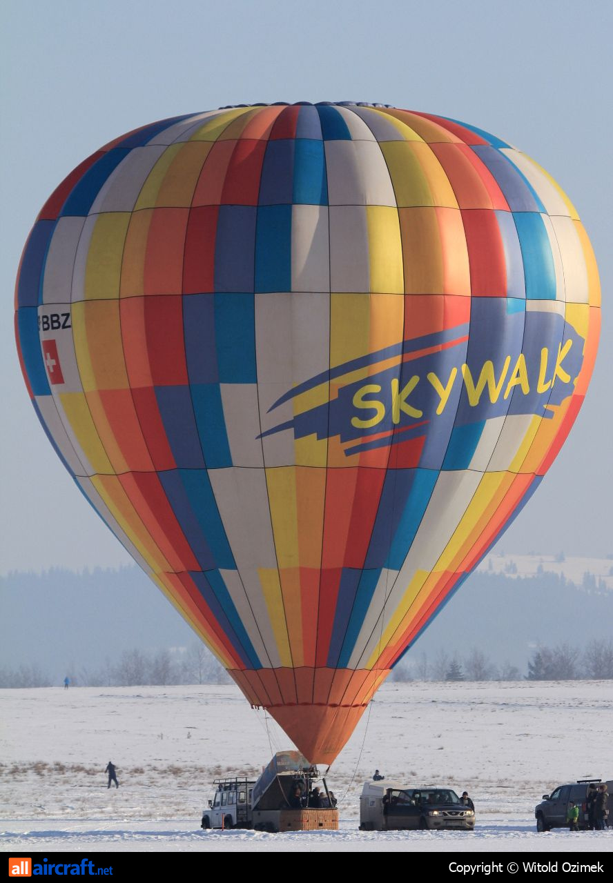 SP-BBZ · Kubicek BB37 · (EPNT)