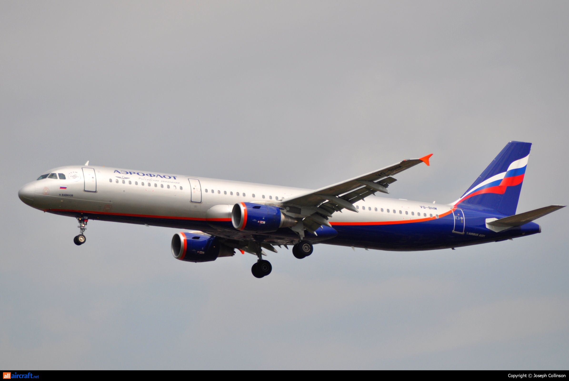 VQ-BHM · Airbus A321-211 · (LHR / EGLL)