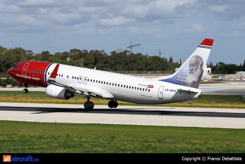 LN-NOX · Boeing 737-8JP(WL) · (MLA / LMML)