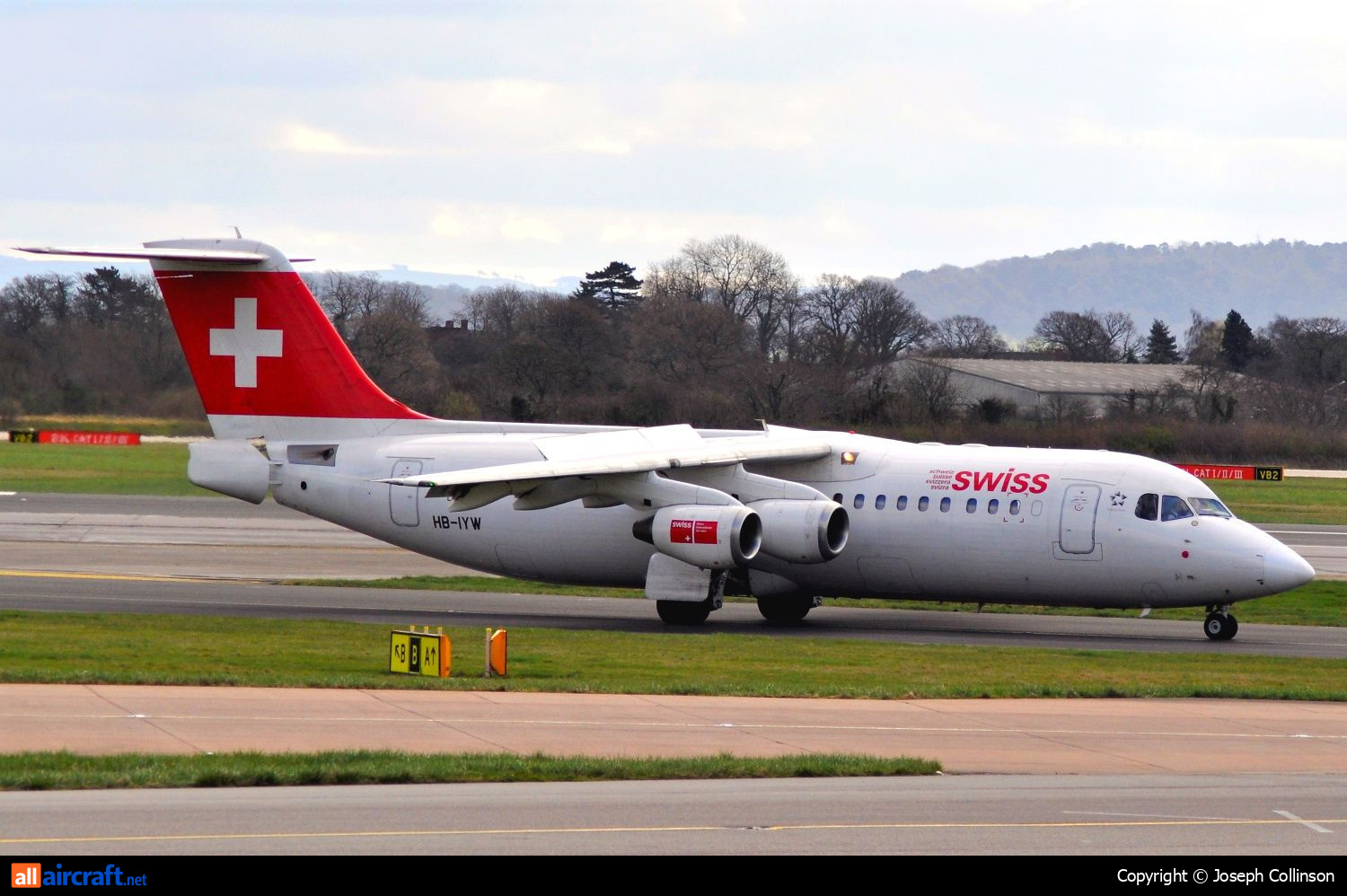 HB-IYW · British Aerospace Avro RJ100 · (MAN / EGCC)