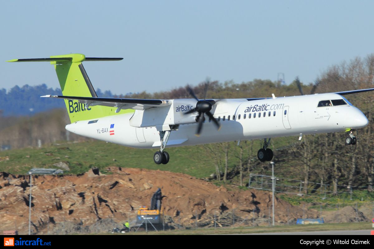 YL-BAX · Bombardier Dash 8-Q402 · (SVG / ENZV)