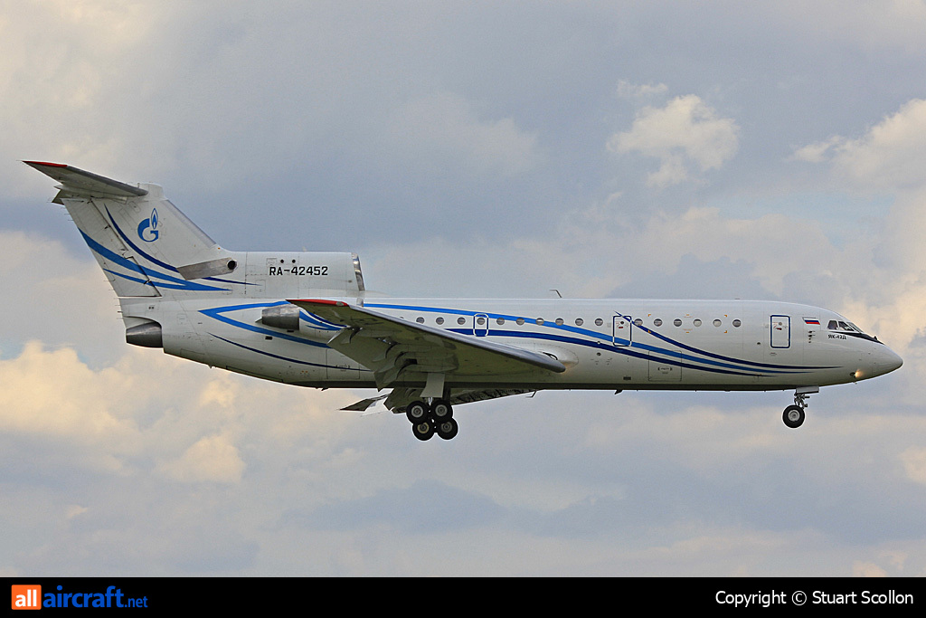 RA-42452 · Yakovlev Yak-42D · (VKO / UUWW)