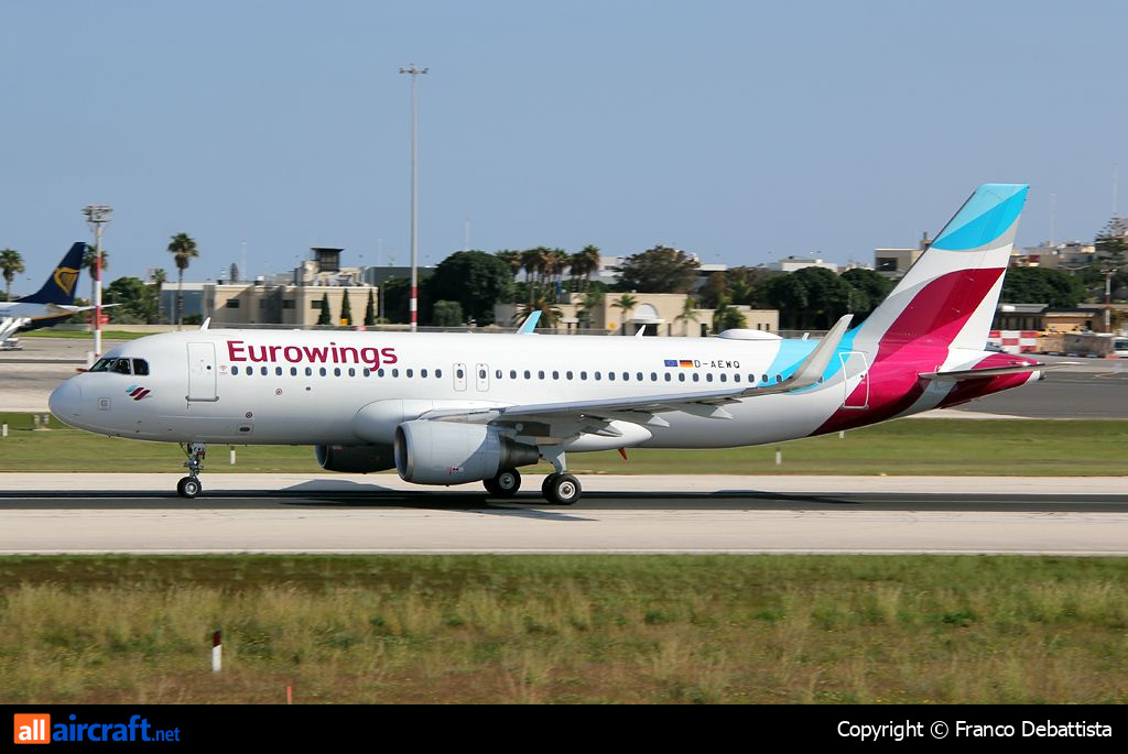 D-AEWQ · Airbus A320-214 · (MLA / LMML)