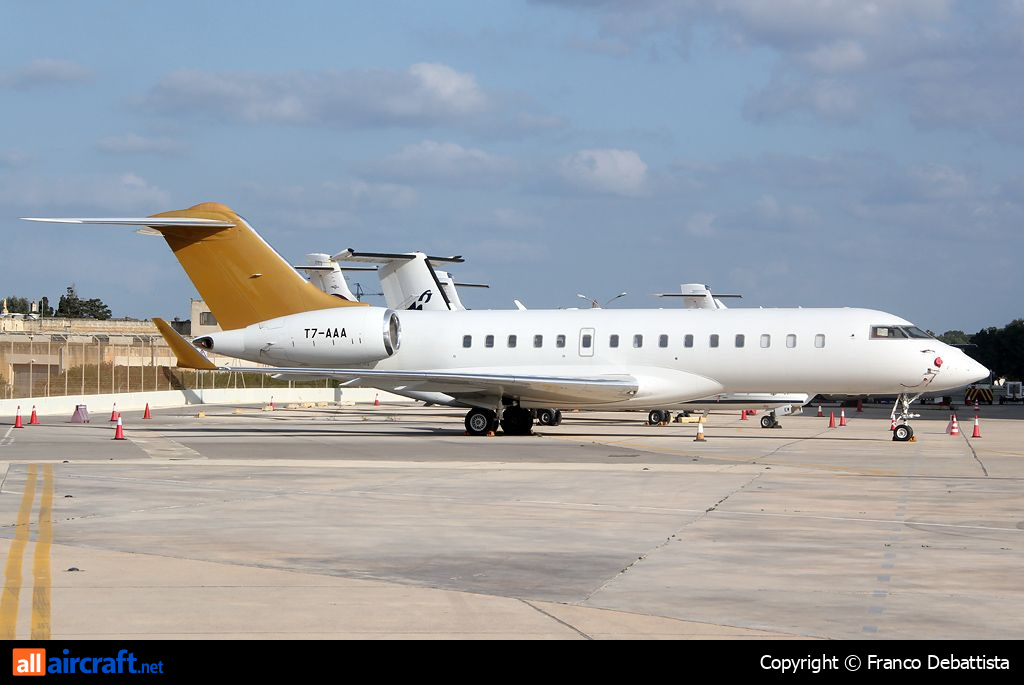 T7-AAA · Bombardier BD-700-1A10 Global Express · (MLA / LMML)