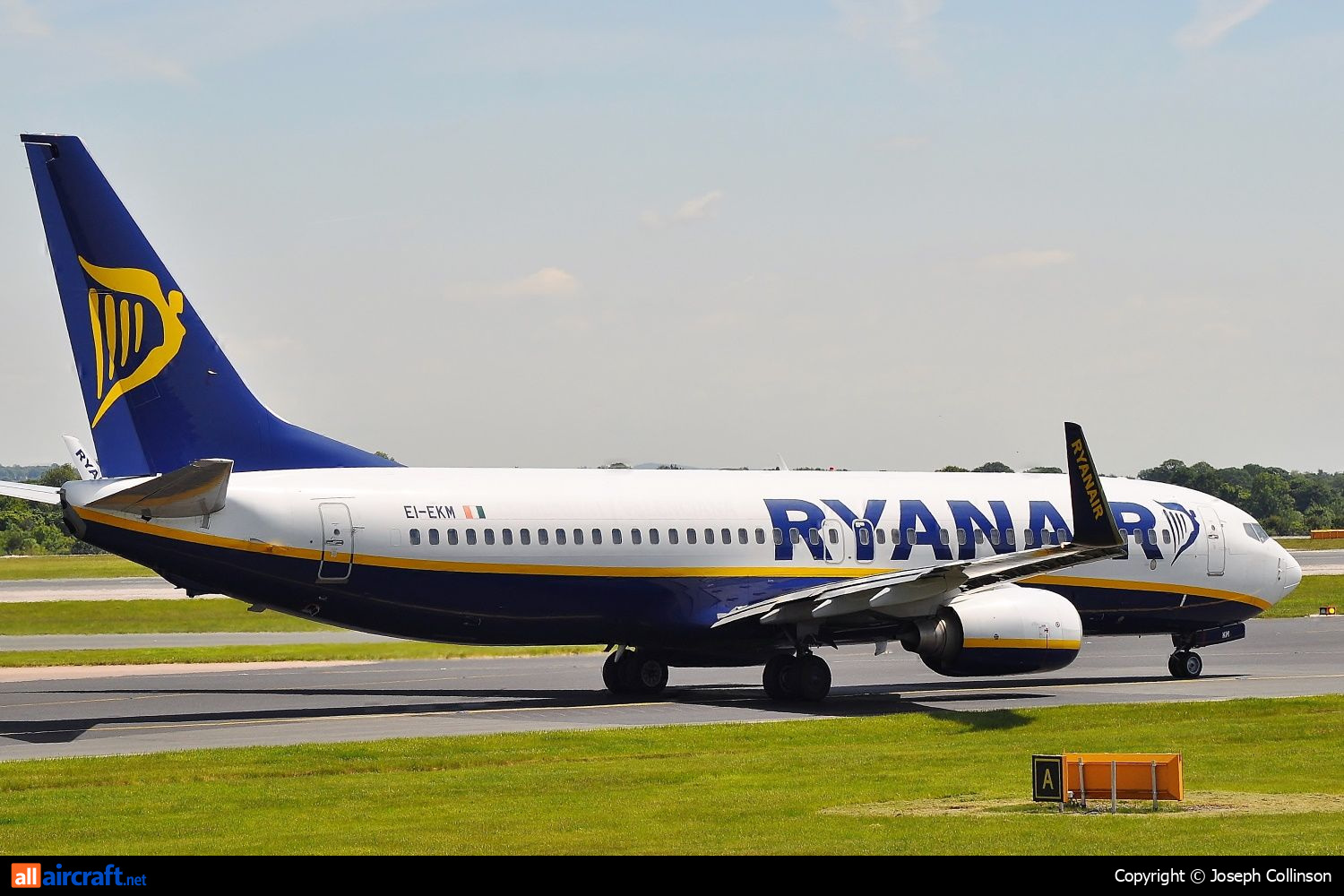 EI-EKM · Boeing 737-8AS(WL) · (MAN / EGCC)