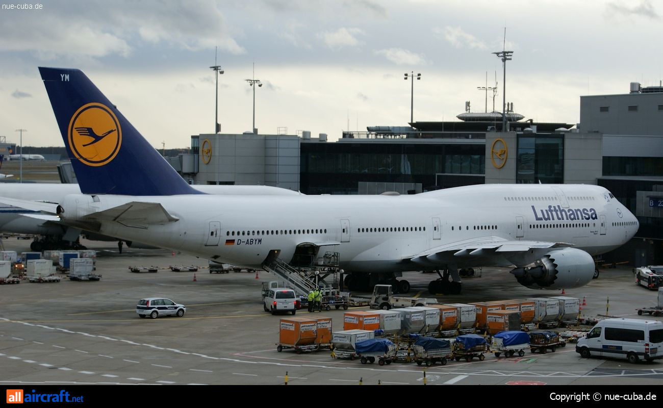 D-ABYM · Boeing 747-830 · (FRA / EDDF)