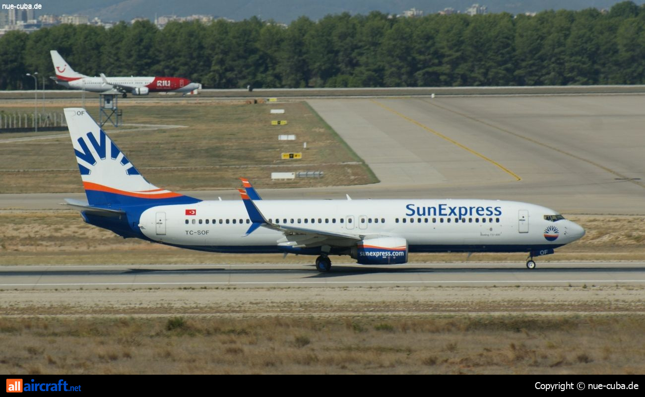 TC-SOF · Boeing 737-8HC(WL) · (AYT / LTAI)