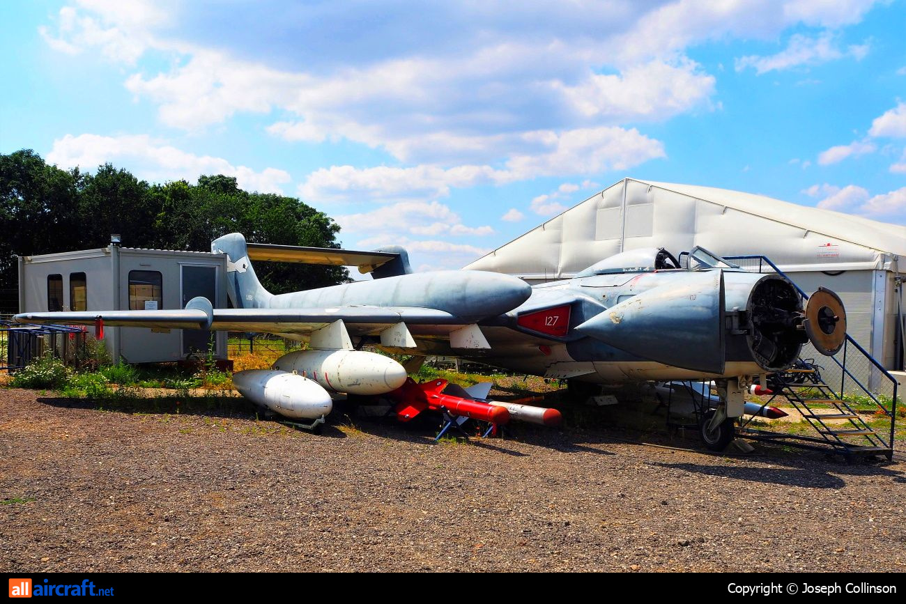 XJ565 · De Havilland DH-110 Sea Vixen FAW.2 · -
