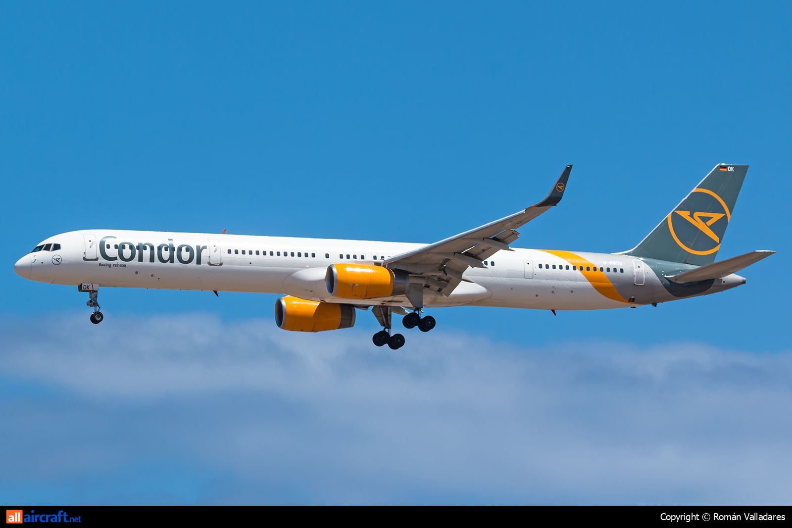 D-ABOK · Boeing 757-330(WL) · (LPA / GCLP)
