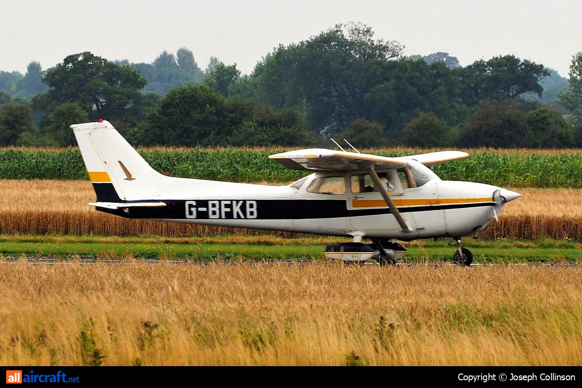 G-BFKB · Reims-Cessna F172N · (EGCV)