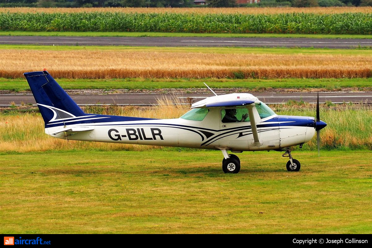 G-BILR · Cessna 152 · (EGCV)