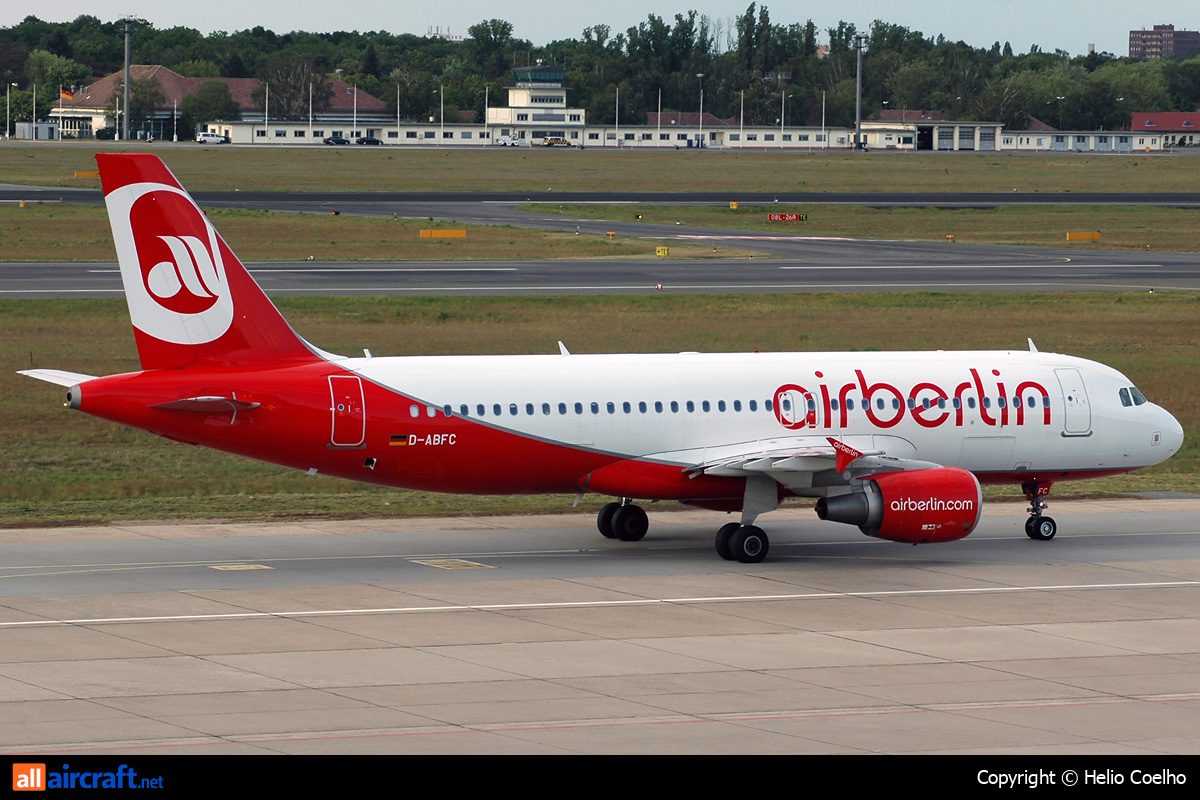 D-ABFC · Airbus A320-214 · (TXL / EDDT)